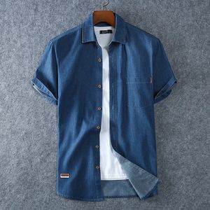 メンズブルーデニムシャツ半袖ジャンシャツ夏の高品質メンコットンライトブルーデニムシャツプラスサイズL-8XL 240322