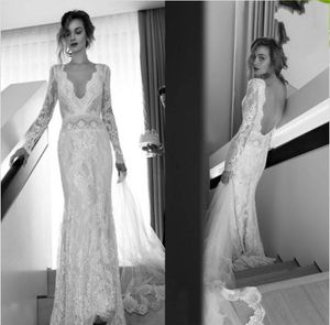 Sexy Long Sleeved Lace Wedding Dresses Lihi Hod Sheath Bridal Gowns with Deep V Neck Backless Fitted Brides Dress Custom Made Vint2207949