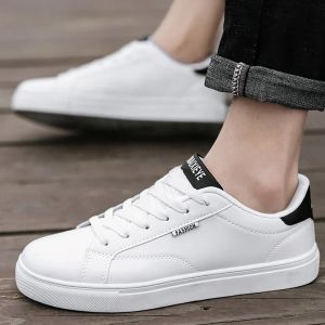 Stiefel 2021 billige flache Männer Schuh weiße Sneaker Herren lässiger Sneaker Koreanischer Stil Vulkanisierte Schuhe für Teenager Jungen Schule Sportschuhe