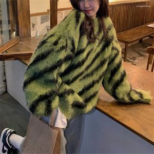 Damskie dzianiny Vollo Green Stripe szydełkowy sweter sweter kobiet duży płaszcz 2024 Autumn Fashion Lady Streetwear