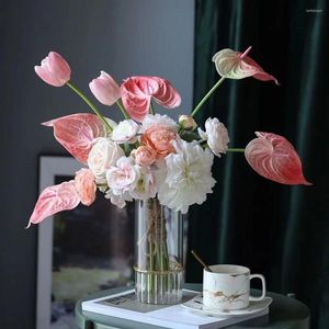 Kwiaty dekoracyjne sztuczne lilia anturium do wystroju domu bukiet i zielony liść ślub ślubny mały klimat 1 szt.