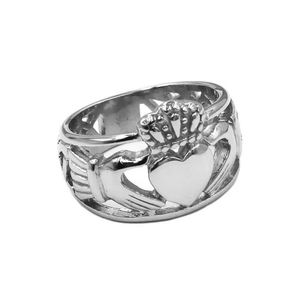 Band Rings Claddagh Style Hand to Hold a Heart with Crown Ring Stainless Steel Viking Celtic Knot Wedding Ring Women Wholesale Q240402