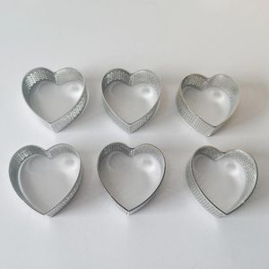 Baking Moulds 5pcs/lot Mini 2 Inch Heart Shaped Perforated Tart Ring Quiche Pan Pie Maker With Hole Fruit Circle