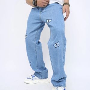 Мужские стильные свободные прямые джинсы с вышивкой бабочки, мужские хлопковые повседневные джинсовые брюки 240325