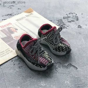 First Walkers AOGT Spring Baby Shoes Boy Girl Breathable Knitting Mesh Toddler Shoes Fashion Infant Sneakers Soft Comfortable Child Shoes 210326 L240402