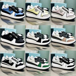 Female Designer Popular Style Panda Board Shoes Cute Cookie Shoes Color Matching Thick Sole Flat Bottom Board Shoes Womens Casual Panda Sneakers Size 35-42