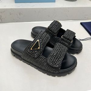 Neue Prad-Dreieck-Designer-Sandalen aus Strohgeflecht, Plattform, Raffias-Hausschuhe, Damen, Herren, Sommer, flacher Absatz, lässige Flip-Flops im Freien, Pool, Sliders, Strandschuh