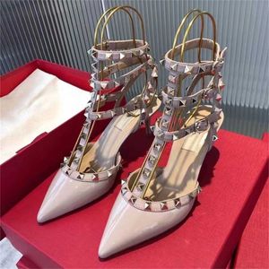 40% скидка дизайнерской обуви для свадебной обуви для подружки невесты Женская заклепка заостренные каблуки сексуальные сандалии с тонкими каблуками на каблуке