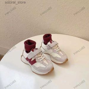 First Walkers Newborn Boy Sneakers Toddler Baby Shoes for Girl Soft Bottom Boutt antiskid Children الأحذية غير الرسمية للأحذية الرياضية في الهواء الطلق G7535217 L240402