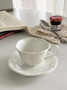 マグカップフランスの光の豪華なバラのレリーフセラミック小容量2024 SOILD COFEEL TEA CUP DISH KITCHEN DRINKWARE