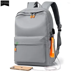 Plecak Proste lekkie miejskie man podróżne plecaki USB dla mężczyzn wodoodporne męskie 14 -calowe torby laptopa trend Mens School Bookbag