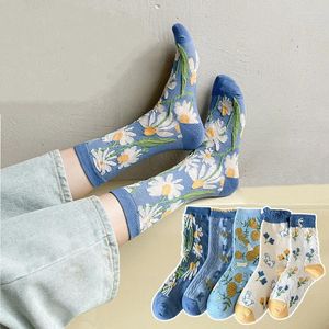 Women Socks 2024 Harajuku Retro Japanese Fashion Vintage Long Korean Style Floral Embroidery Kawaii Cute Ruffle