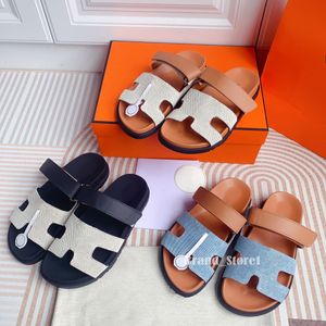 Designer chypre sandaler glider tofflor män kvinnor sommar avslappnad strand sandal verklig läder naturlig mocka toppkvalitet lyx klassiska platt sandaler