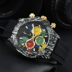 2024 New Men Luxury Quartz 시계 기계식 시계 스테인레스 스틸 수영 디자이너 시계 클래식 사파이어 빛나는 시계 비즈니스 레저 Montre de Luxe F258