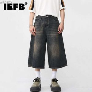 Mäns jeans iefb koreansk stil retro mens sommar jeans lösa passande mens bred ben knä längd shorts 2023 ny tvättmode denim byxor 9a8825l2404