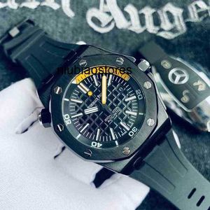 Sehen Sie Sport luxuriöser luxurius bequemer Gummi -Gurtkalender mechanischer Trend wasserdichte Designer -Armbanduhr Edelstahl hochwertig 3po8