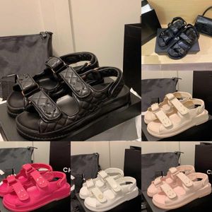 med boxdesigner sandaler högkvalitativa kvinnor minimalistiska casual skor svart vit rosa blått mode 100% läderplattform tofflor sommarstrand sandal storlek 35-41