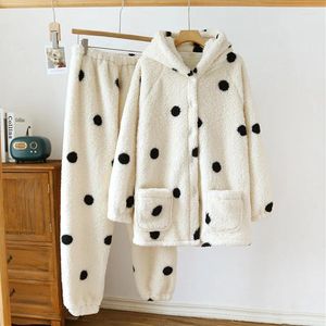 Hemkläder Matchande pyjamas Set Women's Nightie Sov Sleepwear Winter Flanell Thicken Warm Women Pyjamas kläder