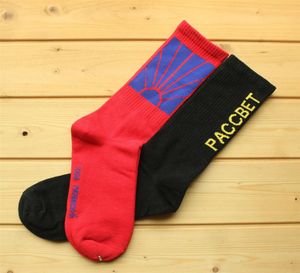 2019 neue Sport Hip Hop Strümpfe PACCBET Socken Sun Dawn Twilight Light Männer Frauen Mode Gosha Rubchinskiy Socks2126970