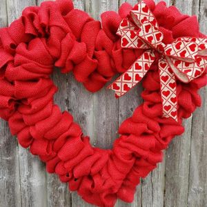 Decorative Flowers Red Heart-shaped Garland Valentine Day Wreath Romantic Heart Shaped With Plaid Bowknot For Valentine's Outdoor