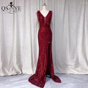 Vestidos de festa vermelho escuro noite beading padrão lantejoulas rendas pele de avestruz v pescoço vestido de baile aberto baixo voltar frente dividir vestido longo