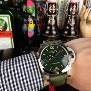 Titta på High Mens Quality Watch Designer Titta på Sapphire Glass 44mm 13mm Automatisk mekanisk rörelse Importerad Cowhide Watchband Rgti