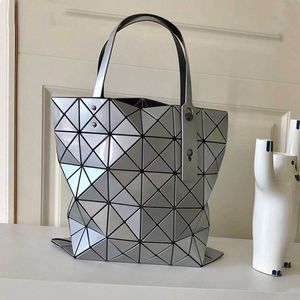 Designer -Taschen für Frauen Clearance Verkaufstasche Mattes japanische Metall Schulter -Fabrik Diamond Limited mit goldener klassischer Single 6 Handtasche Grid Tote