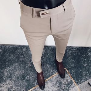 Män passar byxor formella byxor sträcker smal pantalon hombre maskulina fast färg casual klänning mode klädkläder 240326