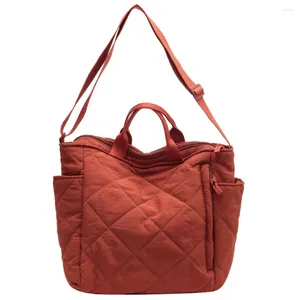 Duffel Bags Autumn Winter Cotton-padded Bag Large Capacity Quilted Underarm Bas Rhombic Lattice Solid Color Fashion Soft For Street Shopping