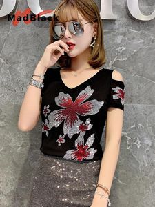 女性のTシャツmadblackヨーロッパの服tシャツ女性セクシーなvネックドリルフラワールーズメッシュトップ半袖弾性ティーサマーT435137JC