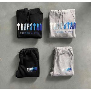 2024 Men's Tracksuits Men Designer Trapstar ActiveWear Hoodie Chenille Topps Ice Flavors 2.0 Edition 1to1 Top Quality Design of Motion VNH668