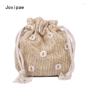 Shoulder Bags Women's Woven Drawstring Bucket Bag Straw Cane Summer Beach Handbag Leisure Retro Mini