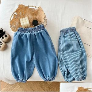 Byxor 2024 Spring Kids Boys Rands Jeans Solid Girl Children Pockets Denim Pants Loose Baby Casual Toddler Cotton Drop Leverans