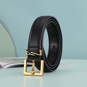 Kvinnors äkta läderbälte YLS Rätt bokstav Lyxig svart klänning Jeans Beltbredd: 2,8 cm Längd: 95-115 cm med låda