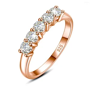 Anelli a grappolo 5 pietre Anello con diamante Moissanite Femmina 3,5 mm 0,2 ct Totale 1 ct Fidanzamento certificato Gioielli in argento 925 color oro rosa 14 carati