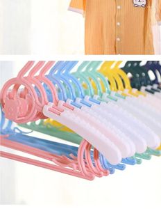 Hangers (3pcs)Multifunctional CHILDREN'S Clothing And Anti Slip Support Hanger