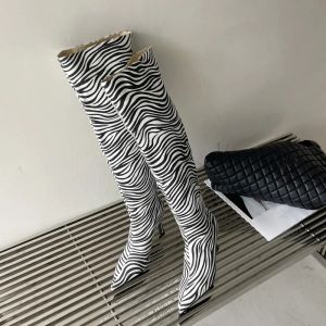 Botas Eilyken Animal imprime as mulheres sobre a faixa da moda da moda de joelho alta