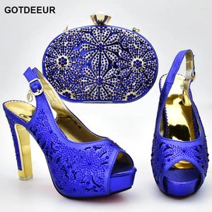 Scarpe eleganti Arrivo Strass Tacchi alti Décolleté da donna Vendite in coordinato e borsa Set Festa nuziale nigeriana