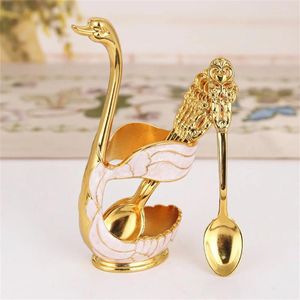 Учебная посуда наборы Swan Spoon 1 Set Health и защита окружающей среды Сильный материал Трехмерный облегчение прочного вилочного золота