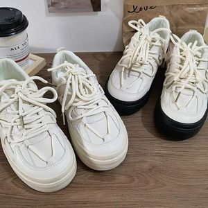 Casual Shoes White Sneakers for Women Platform Designer Lace Up Woman Flats Tennis Kvinnlig vulkaniserad