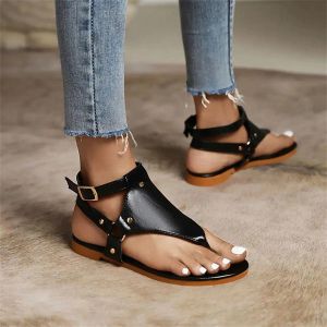 Flats Schuhe für Frauen kostenloser Versand und niedriger Preis 2023 Neues Pu Leder Outdoor Strandflipflop Sandalen Ladies Slipper Flats Schuhe