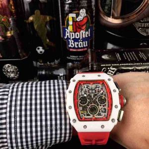 Luxury Mens Watch Richa M Högkvalitativ Watch Designer Automatisk mekanisk klocka Vattentät rostfritt stål Panchromatiskt handledsgummi som säljer 1AF9