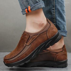 Casual Shoes 2024 In Men Loafers Breathable Sneakers Male Light Outdoor Walking Flat Footwear