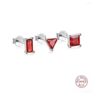 Orecchini a lobo Aide in argento sterling 925 3 pezzi rettangolo quadrato triangolo zircone rosso set per le donne borchie geometriche di cartilagine granato