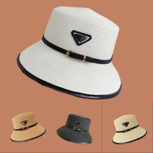 Travel Straw Hat مجوفة رسالة شاطئية للسيدة Seaside Party Creative Gorras Portable Material Material Letter Caps Pretty PJ088 E23