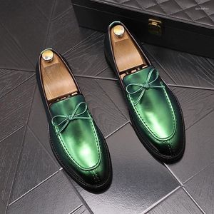 Casual Shoes Mens Fashion Evening Prom Dresses Original läder Tassels Black Green Slip-On Driving Shoe Breattable Loafers Man Sneaker