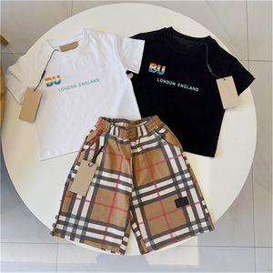 Moda novo conjunto de roupas de verão Designer marca de algodão manga curta conjunto de roupas bebê criança meninos roupas crianças meninas roupas tamanho 90-150cm h03