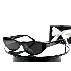 Okulary przeciwsłoneczne projektant Eye Cat dla kobiet Najlepsza jakość moda Outdoor klasyczny styl okular