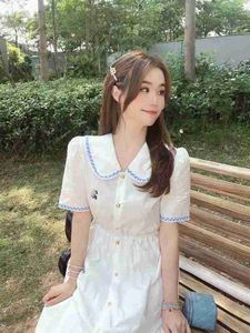 Vestidos Casuais Básicos Designer Shenzhen High End Women's Wear Edição Correta Família Azul e Branco Contraste Cor Cheia de Vestido de Menina Estilo Academia para Mulheres YAX3