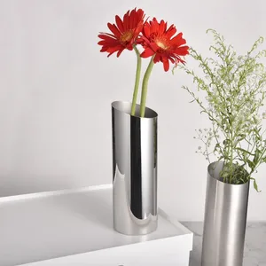 Vaser 1.2mm Mirror Vase 304 Rostfritt stål kan hålla vatten sned med munnen med tjockt blommorarrangemang